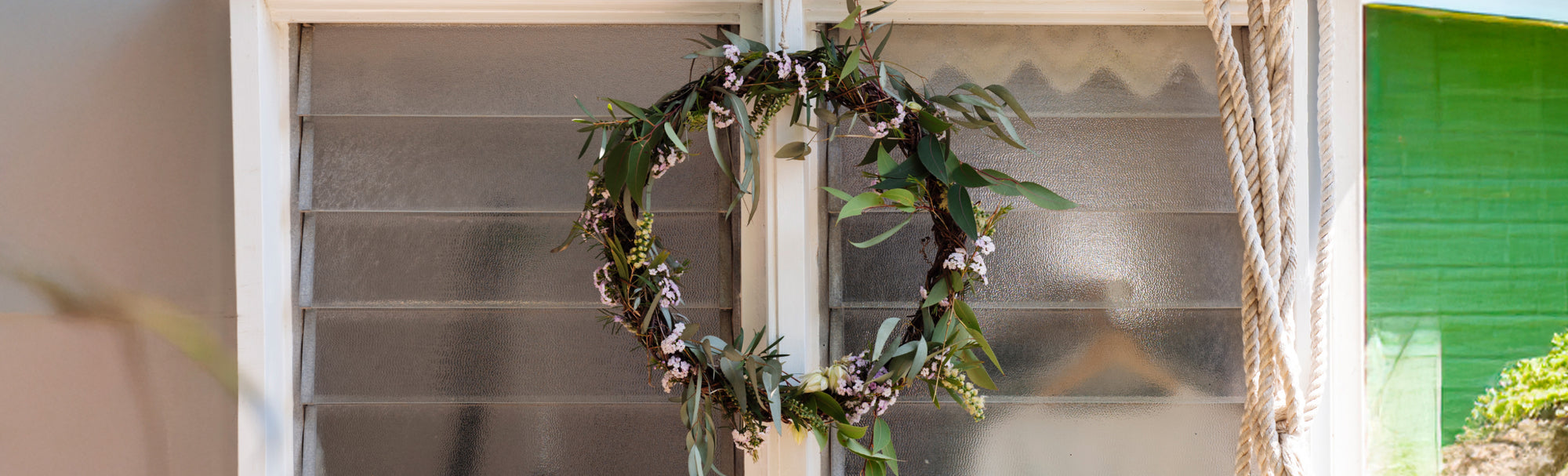 How to Craft a Eucalyptus Wreath